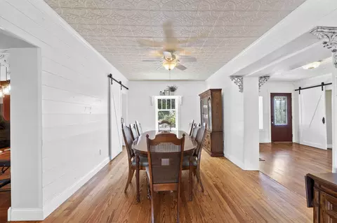 Dining - 3888 Folk Ream Rd, Springfield, OH 45502 photo 3 of 5