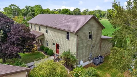 Exterior - 3888 Folk Ream Rd, Springfield, OH 45502 photo 3 of 30