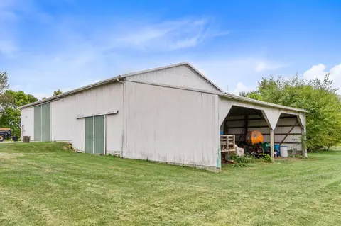 Exterior - 3888 Folk Ream Rd, Springfield, OH 45502 photo 18 of 30