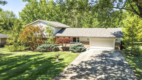 827 Reservoir Rd, Bellefontaine, OH 43311