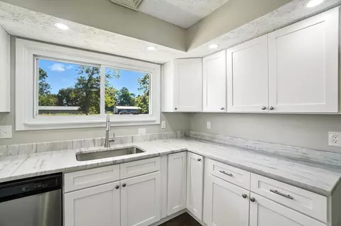 4860 S Pitchin Rd, Springfield, OH 45502 photo 16