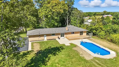 4860 S Pitchin Rd, Springfield, OH 45502 photo 4