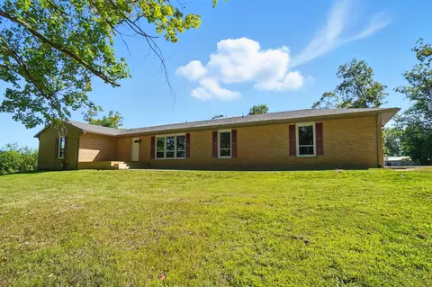 4860 S Pitchin Rd, Springfield, OH 45502 photo 7