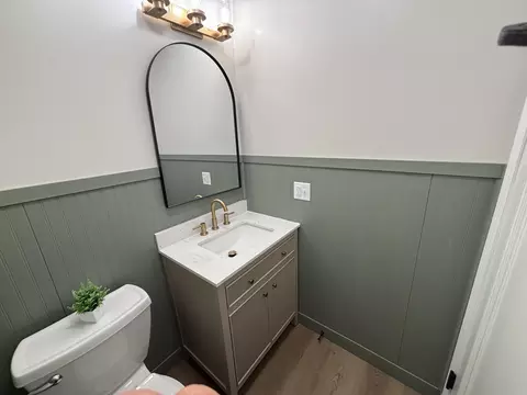 Bath - 515 E Walnut St, Coldwater, OH 45828 photo 2 of 6