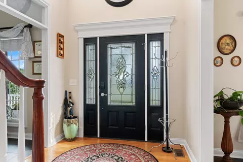 Entry Way - 4676 Sullivan Rd, Springfield, OH 45502 photo 1 of 11