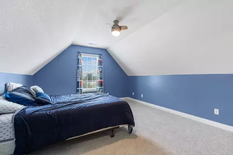 Bedroom - 4676 Sullivan Rd, Springfield, OH 45502 photo 8 of 9