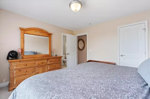Bedroom - 4676 Sullivan Rd, Springfield, OH 45502 photo 5 of 9