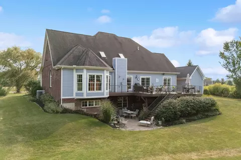 Exterior - 4676 Sullivan Rd, Springfield, OH 45502 photo 8 of 14
