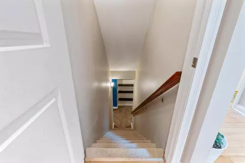 Entry Way - 4676 Sullivan Rd, Springfield, OH 45502 photo 7 of 11