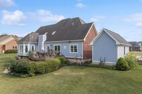 Exterior - 4676 Sullivan Rd, Springfield, OH 45502 photo 12 of 14