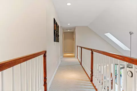 Entry Way - 4676 Sullivan Rd, Springfield, OH 45502 photo 6 of 11