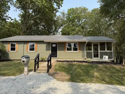 3549 N Creek Dr, Greenville, OH 45331