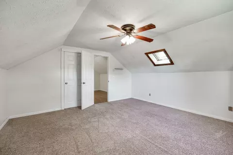 Bedroom - 4960 E County Line Rd, Springfield, OH 45502 photo 2 of 5
