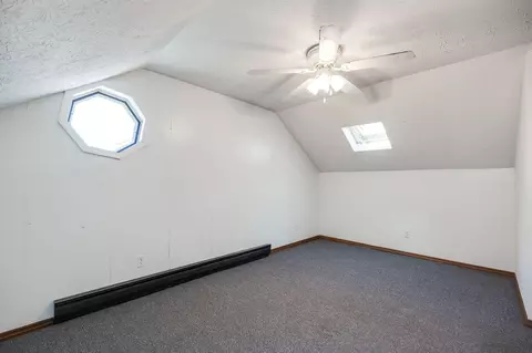 Bedroom - 4960 E County Line Rd, Springfield, OH 45502 photo 3 of 5