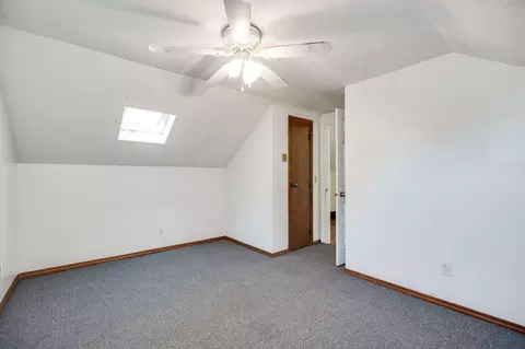 Bedroom - 4960 E County Line Rd, Springfield, OH 45502 photo 4 of 5