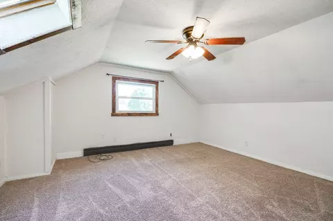 Bedroom - 4960 E County Line Rd, Springfield, OH 45502 photo 1 of 5