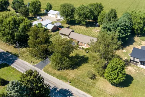 View/Area - 4960 E County Line Rd, Springfield, OH 45502 photo 4 of 10