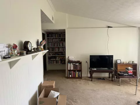 Living - 1150 W Sparrow Rd, Springfield, OH 45502 photo 3 of 3