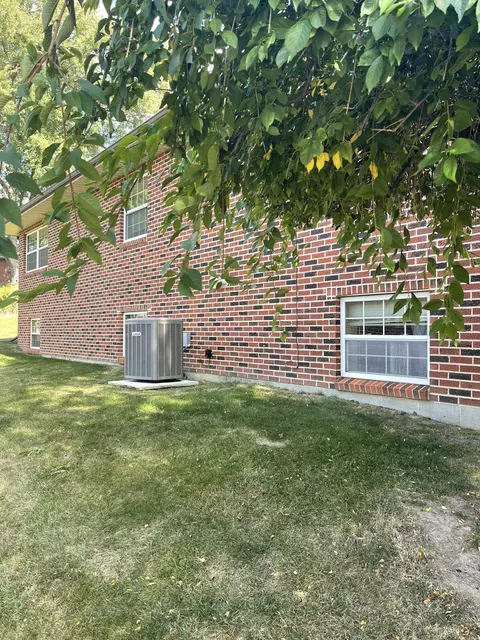 Exterior - 4438 Tacoma St, Springfield, OH 45503 photo 10 of 16