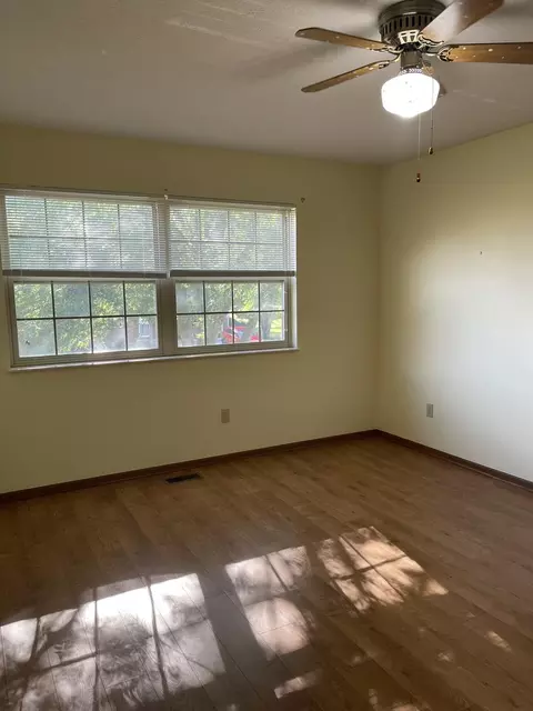 Bedroom - 4438 Tacoma St, Springfield, OH 45503 photo 2 of 6