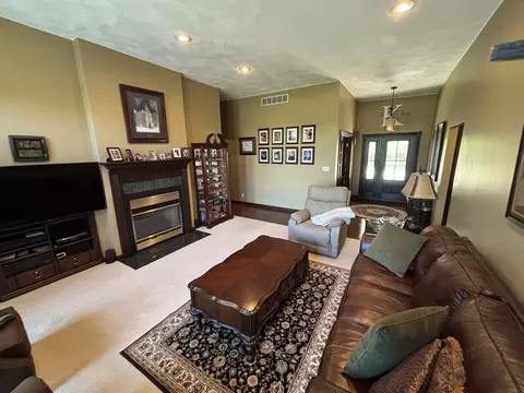 Living - 912 Emerald Ave, Coldwater, OH 45828 photo 2 of 2