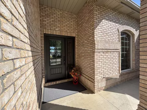 Entry Way - 912 Emerald Ave, Coldwater, OH 45828 photo 1 of 6