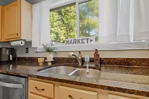 970 Forest Edge Ave, Springfield, OH 45503 photo 18