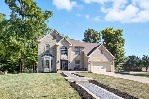 970 Forest Edge Ave, Springfield, OH 45503 photo 2