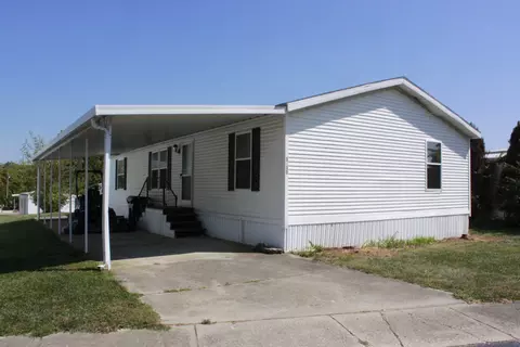 3430 Michael Dr, New Carlisle, OH 45344