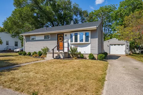 1349 Sussex Rd, Troy, OH 45373