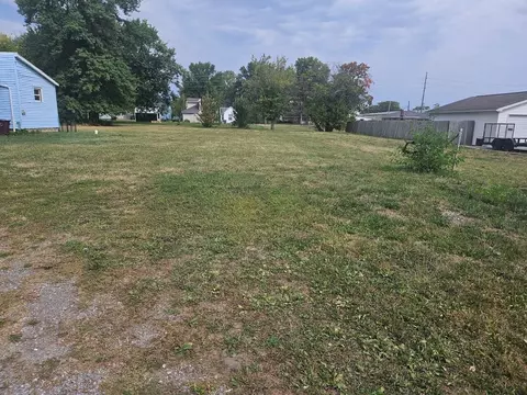 123 Flanders Ave, Lima, OH 45801
