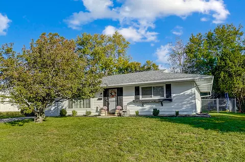 1506 Hyannis Dr, Springfield, OH 45503