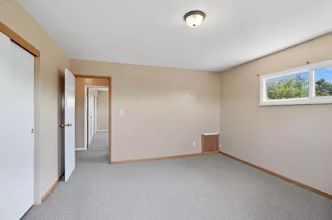 2216 Iroquois St, Springfield, OH 45506 photo 16