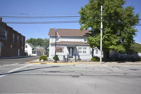 108 W State St, Botkins, OH 45306