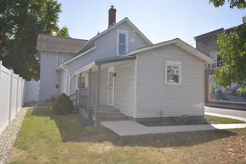 Exterior - 108 W State St, Botkins, OH 45306 photo 4 of 6