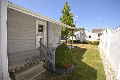 Exterior - 108 W State St, Botkins, OH 45306 photo 5 of 6