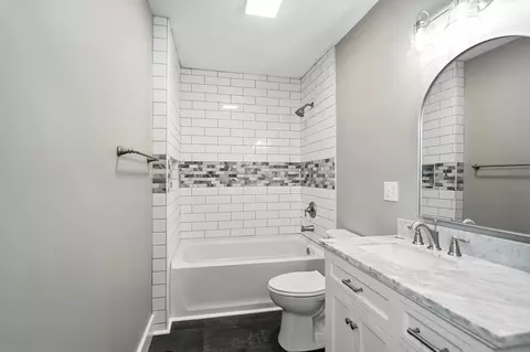 Bath - 2226 E High St, Springfield, OH 45505 photo 3 of 3