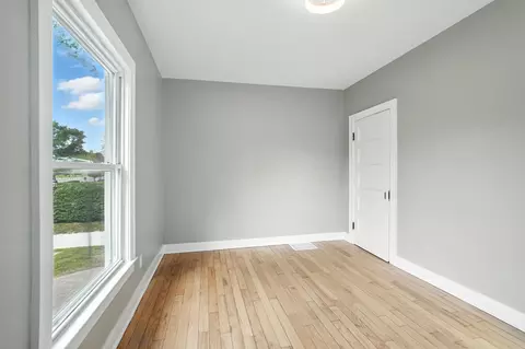 Bedroom - 2226 E High St, Springfield, OH 45505 photo 2 of 9
