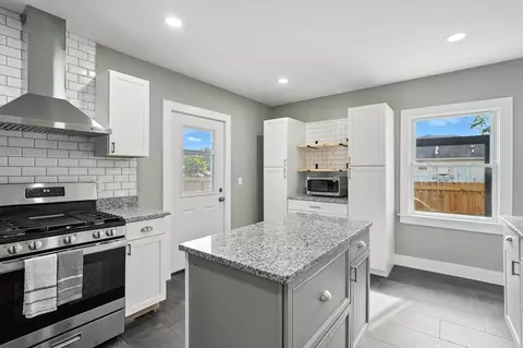 Kitchen - 2226 E High St, Springfield, OH 45505 photo 4 of 4