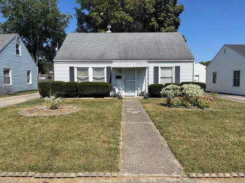 1708 S Sweetbriar Ln, Springfield, OH 45505