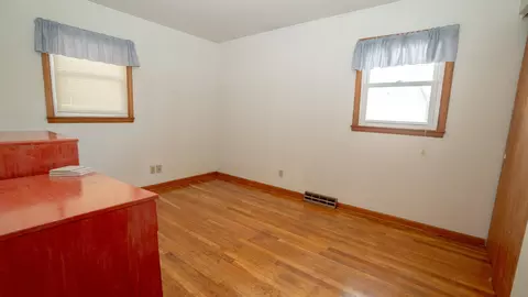 Bedroom - 1813 Cheryl Pl, Sidney, OH 45365 photo 4 of 5