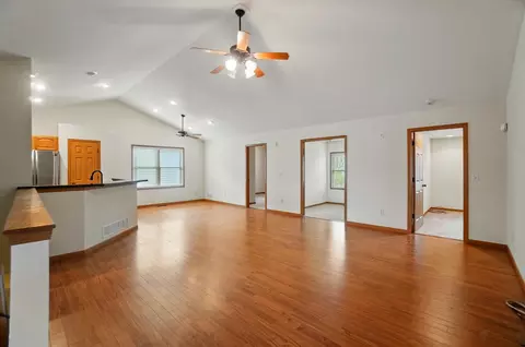 155 S Eagles Pt, Lima, OH 45805 photo 4