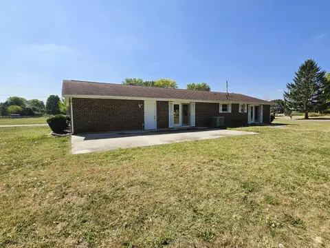 Exterior - 6580 Shaler Dr, Springfield, OH 45502 photo 5 of 6