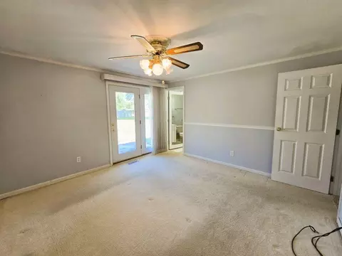 Bedroom - 6580 Shaler Dr, Springfield, OH 45502 photo 2 of 8