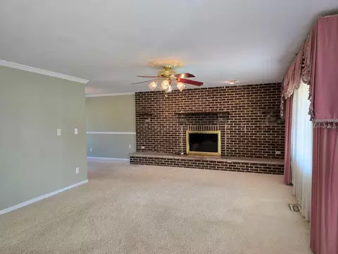 Living - 6580 Shaler Dr, Springfield, OH 45502 photo 1 of 3