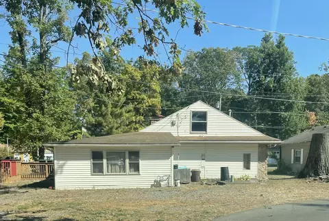 9885 Blackhawk Dr, Huntsville, OH 43324