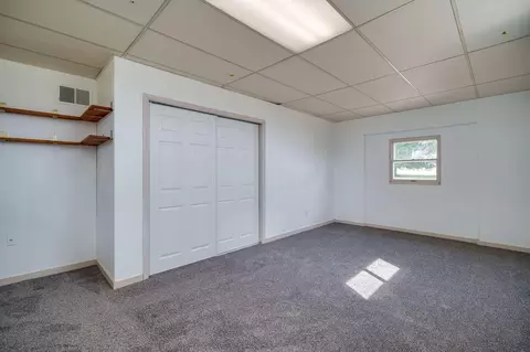 Bedroom - 1810 Old Mill Rd, Springfield, OH 45502 photo 1 of 7