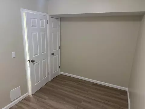 Bedroom - 2229 N Hadley Rd, Springfield, OH 45505 photo 3 of 3
