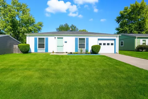 Exterior - 208 Corlington Dr, Springfield, OH 45506 photo 4 of 9