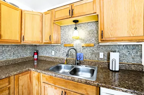 Kitchen - 208 Corlington Dr, Springfield, OH 45506 photo 3 of 3